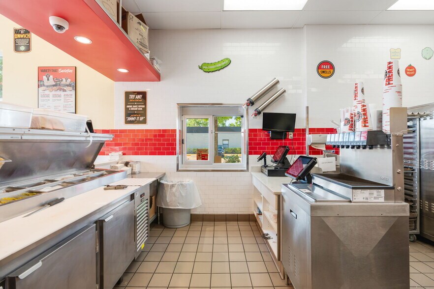 More Photos Of 6228 14th St W, Bradenton Storefront For Lease