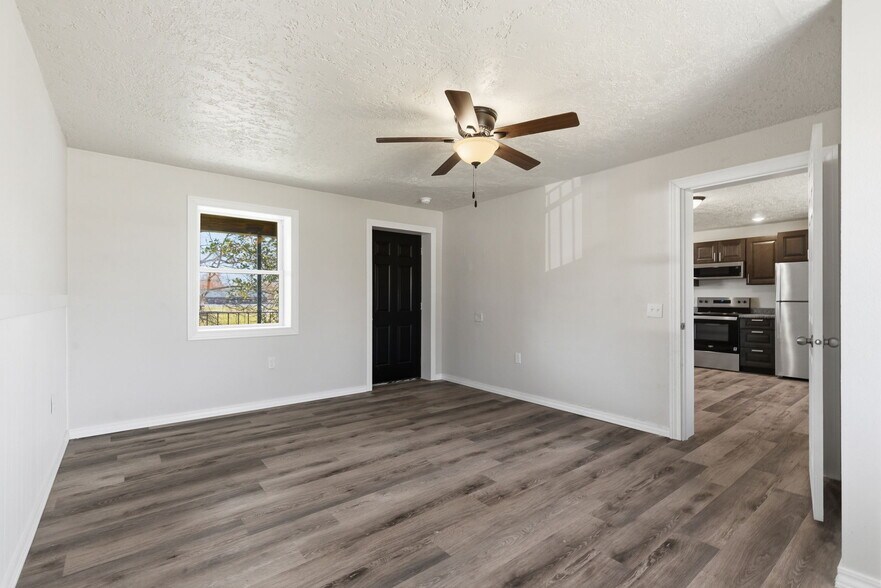 More Photos Of 301 Mount Vernon Blvd, Mount Vernon Apartments For Sale