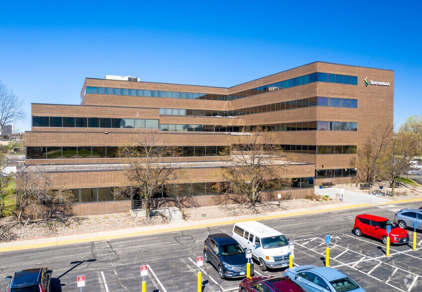 More Photos Of 7600 S France Ave, Edina Office For Sale