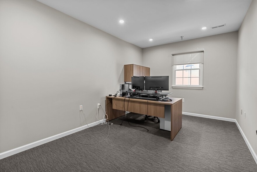 More Photos Of 790 Newtown Yardley Rd, Newtown Medical For Lease