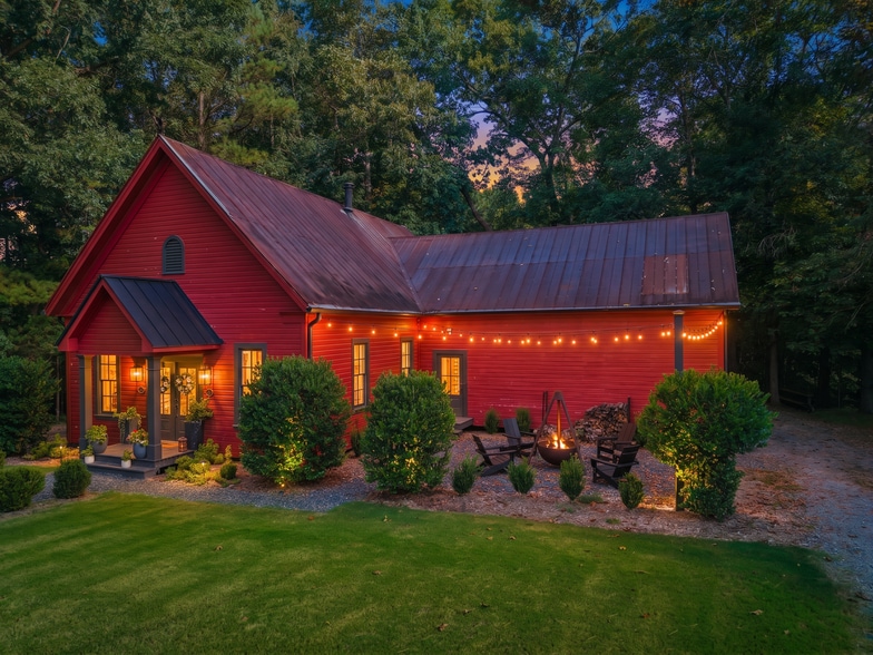 More Photos Of 8561 Bells Ferry Rd, Canton Specialty For Sale