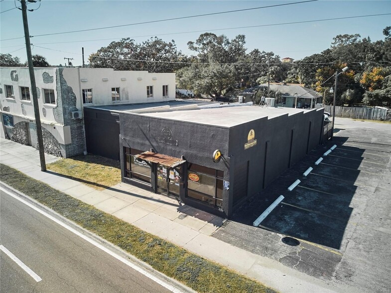 More Photos Of 1834 14th St, Bradenton Freestanding For Sale