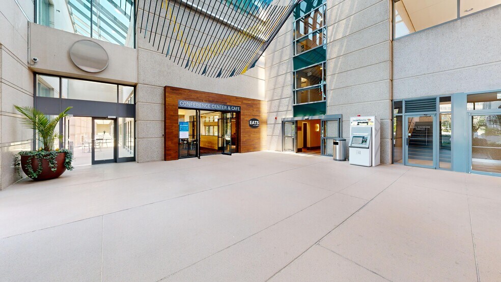 More Photos Of 6400 S Fiddlers Green Cir, Greenwood Village Office For Lease