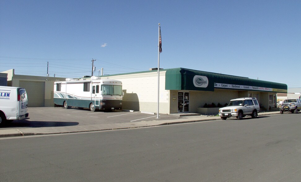 More Photos Of 3945 S Mariposa St, Englewood Warehouse For Lease