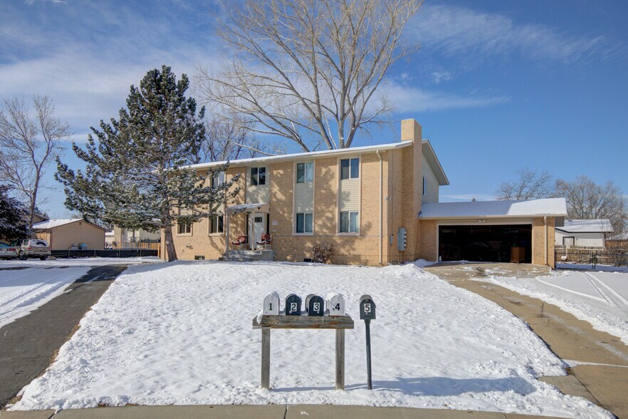 More Photos Of 1331 Merl Pl, Longmont Apartments For Sale