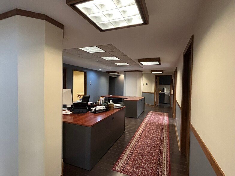 More Photos Of 37 Franklin St, Buffalo Office For Sale