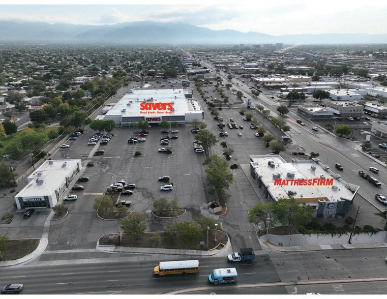 More Photos Of 3621-3901 Menaul NE, Albuquerque General Retail For Lease
