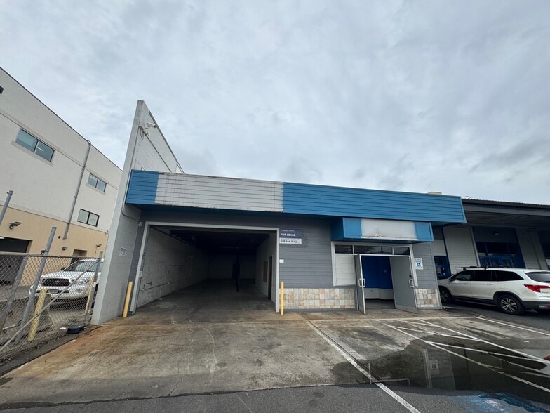 Primary Photo Of 550-552 Nimitz Hwy, Honolulu Warehouse For Lease
