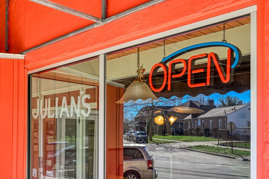 More Photos Of 314 Pioneer St, Akron Storefront For Sale