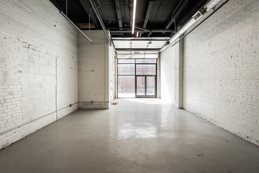 More Photos Of 1357 Division St, Detroit Warehouse For Sale