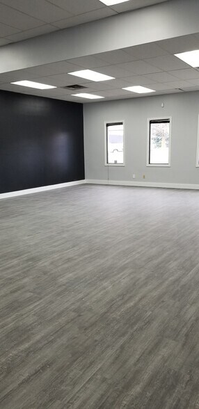 More Photos Of 4450 Corporate Dr, Burlington Warehouse For Lease