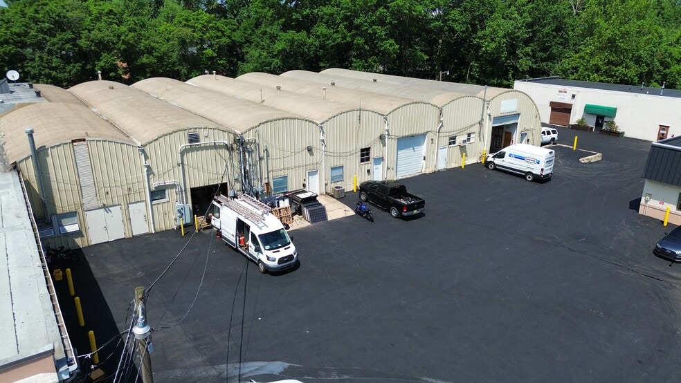 More Photos Of 179a South St, Freehold Unknown For Lease