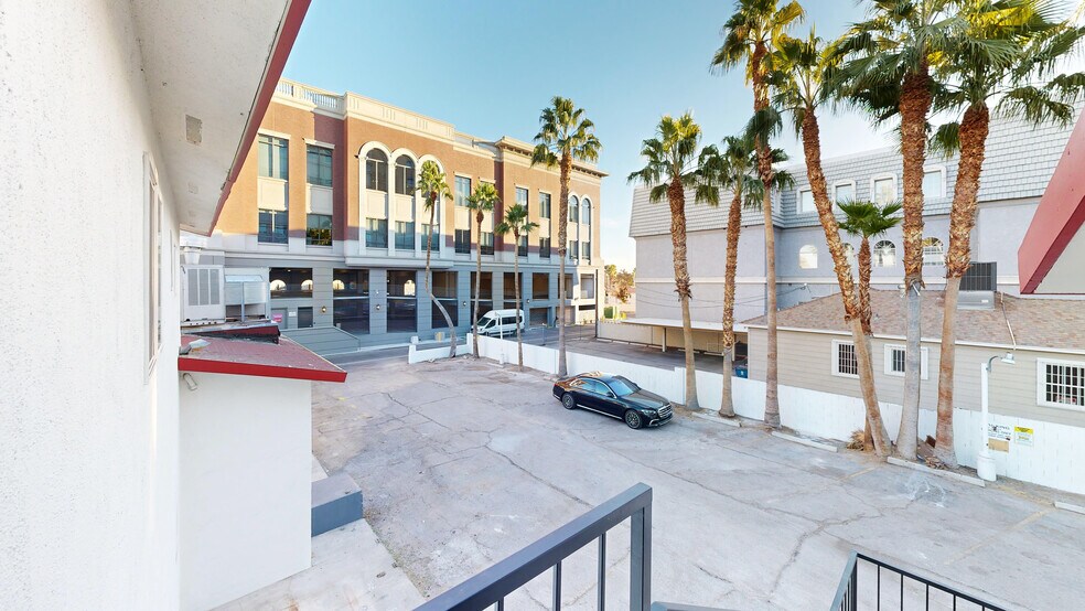 More Photos Of 401 S 6th St, Las Vegas Restaurant For Sale