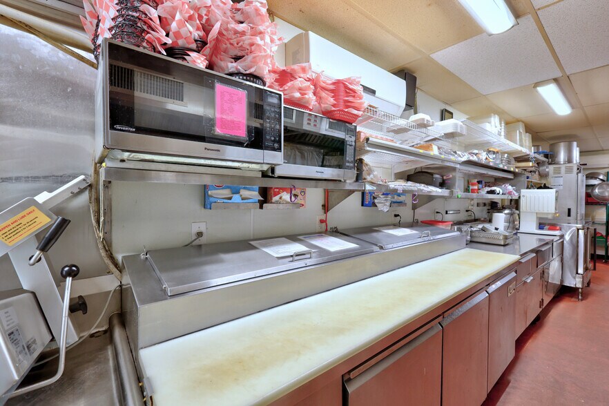 More Photos Of 36422 State Highway 23, Grand Gorge Restaurant For Sale