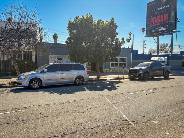 More Photos Of 5208 W Pico Blvd, Los Angeles Office For Sale