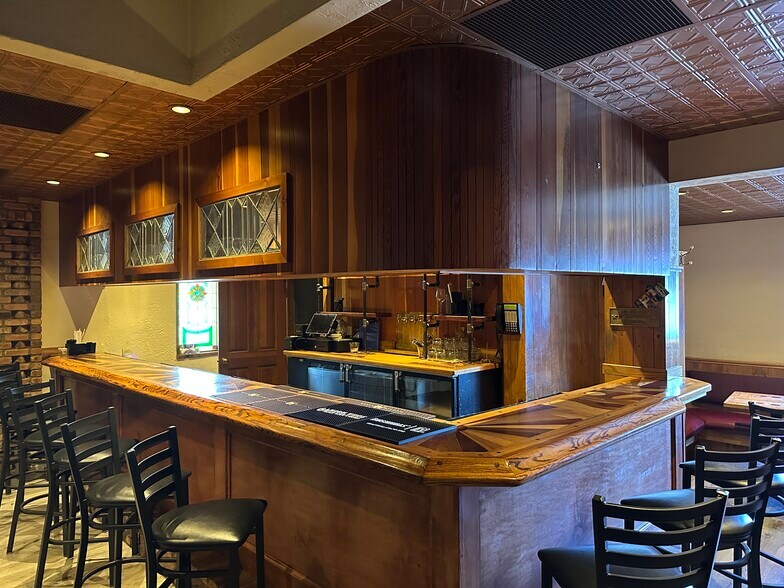 More Photos Of 753 Horizon Ct, Grand Junction Restaurant For Sale