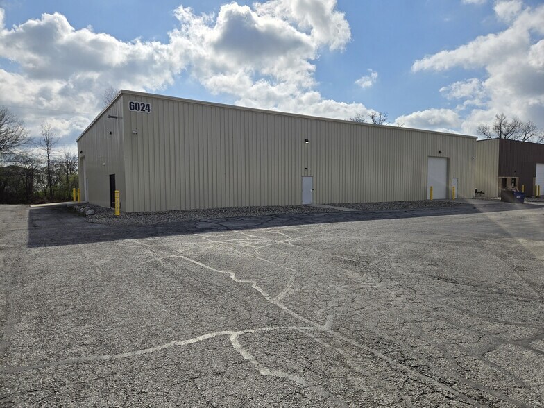 More Photos Of 6024 Highview Dr, Fort Wayne Industrial For Lease