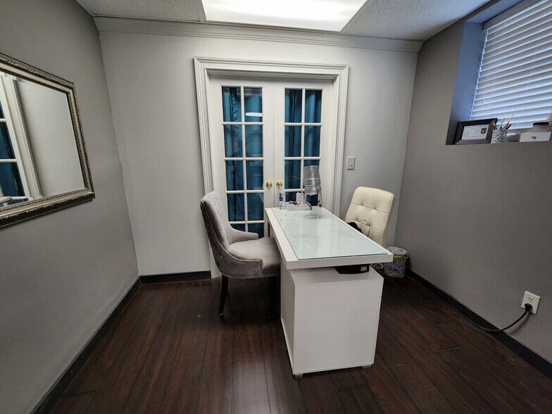 More Photos Of 310 Wade Hampton Blvd, Greenville Freestanding For Sale
