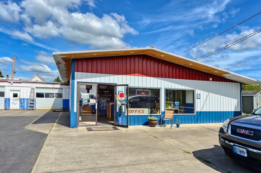 More Photos Of 5214 Guide Meridian, Bellingham Auto Repair For Sale