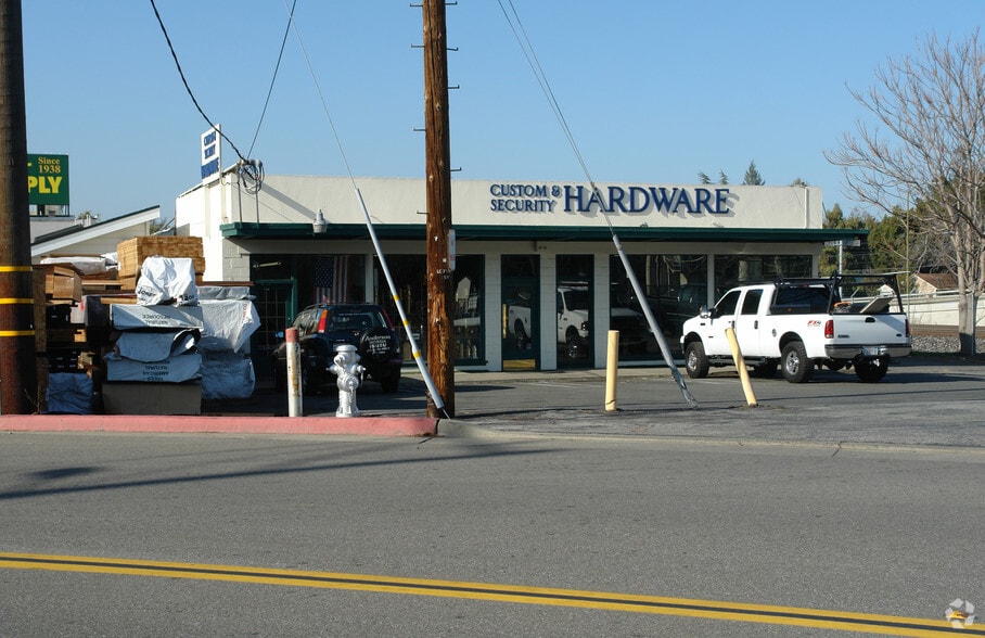 Primary Photo Of 126 San Antonio Cir, Mountain View Freestanding For Lease