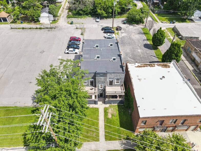 More Photos Of 1386 E Main St, Columbus Office For Lease