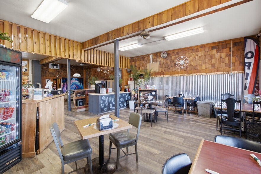 More Photos Of 5588 Highway 8, Deary General Retail For Sale