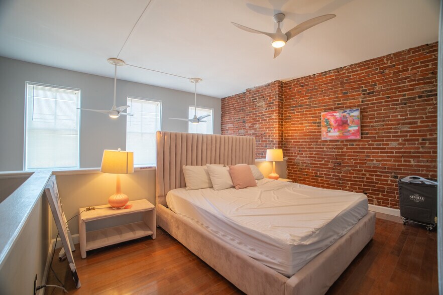 More Photos Of 1701-1709 S 9th St, Saint Louis Apartments For Sale
