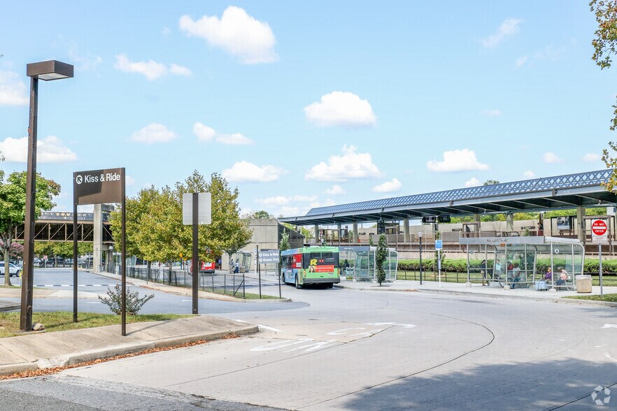 More Photos Of 21 Church St, Rockville Office For Lease