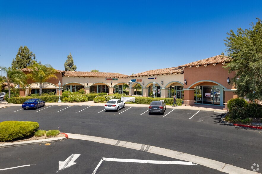 More Photos Of 4201-4279 Tierra Rejada Rd, Moorpark Unknown For Lease