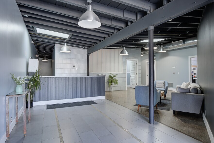 More Photos Of 628 E Parent Ave, Royal Oak Office Residential For Lease