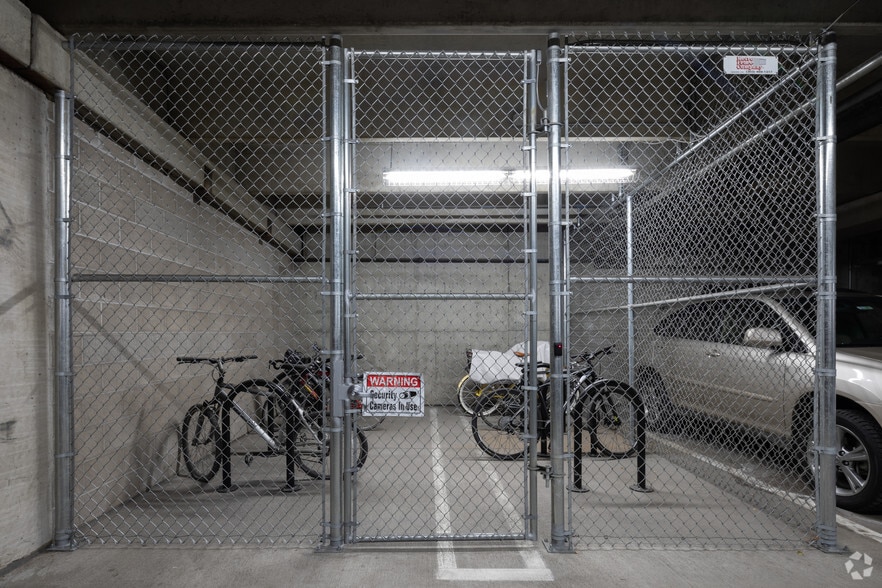 More Photos Of 3200 E Cherry Creek South Dr, Denver Office For Lease