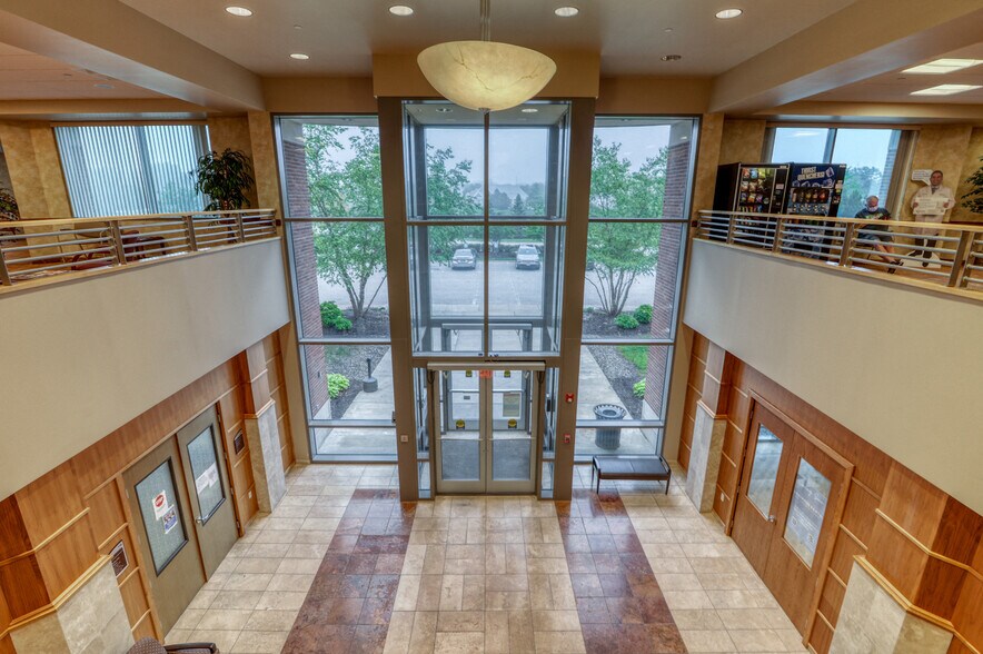 More Photos Of 5655 Hudson Dr, Hudson Medical For Lease