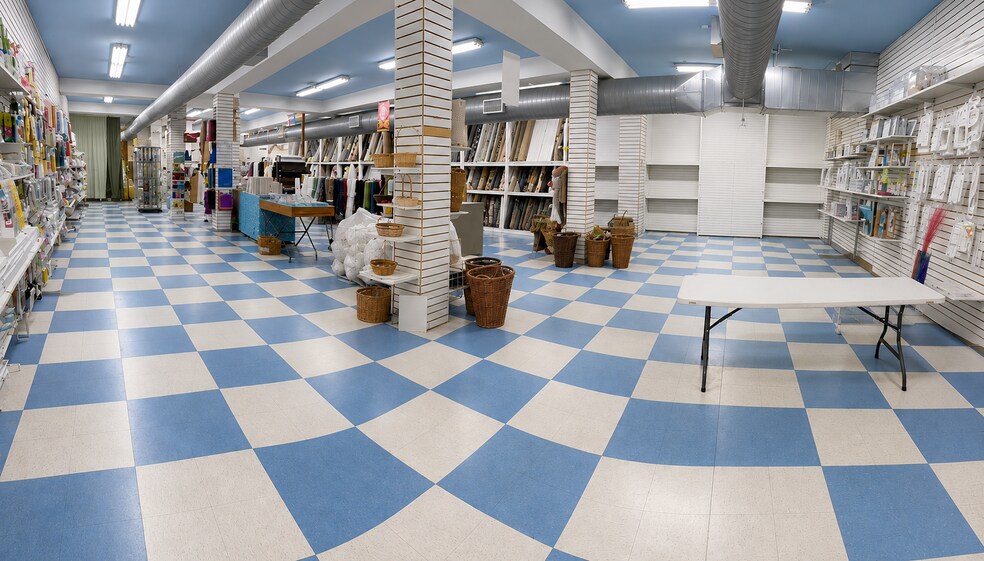 More Photos Of 1887 Third Ave, New York Storefront For Lease