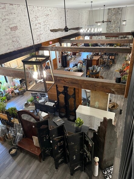 More Photos Of 3 Rockingham Rd, Londonderry Freestanding For Sale