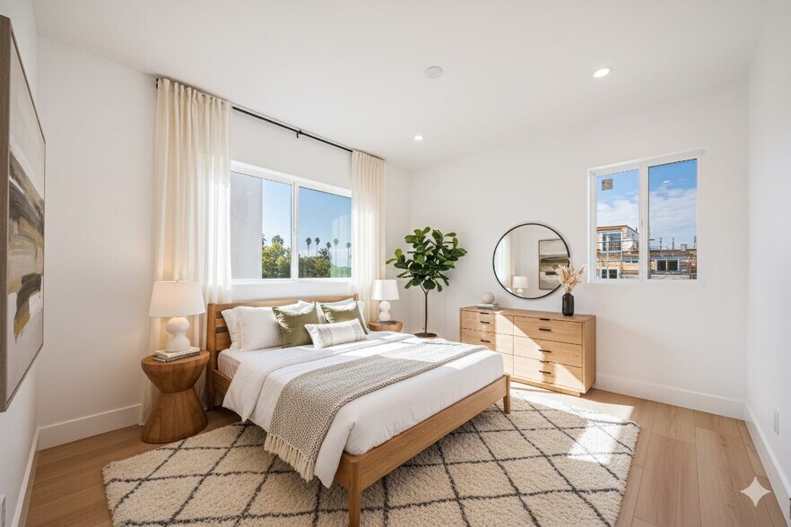 More Photos Of 5209 W 20th St, Los Angeles Multifamily For Sale