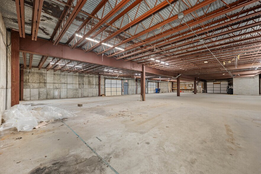 More Photos Of 177 NH Route 104, Meredith Freestanding For Lease