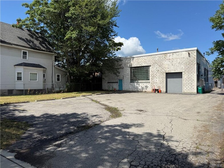 More Photos Of 64 Fillmore Ave, Buffalo Warehouse For Sale