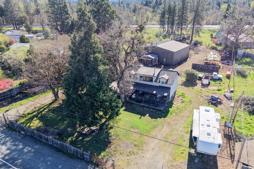 More Photos Of 125 Hogue Dr, Selma Industrial For Sale