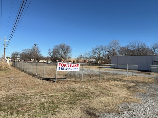 More Photos Of 1600 S Main St, Mcalester Industrial For Sale