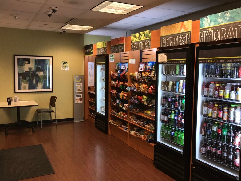 More Photos Of 401 N Lake St, Neenah Medical For Sale