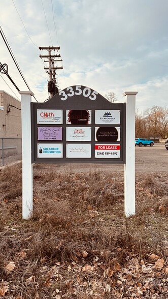 More Photos Of 33505 State St, Farmington Hills Office For Sale