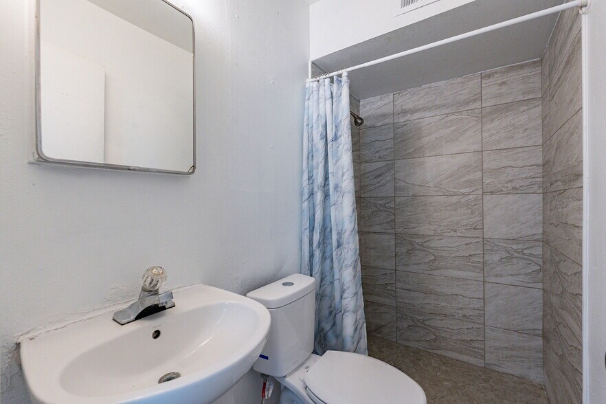 More Photos Of 3115 N 55th Ave, Phoenix Apartments For Sale
