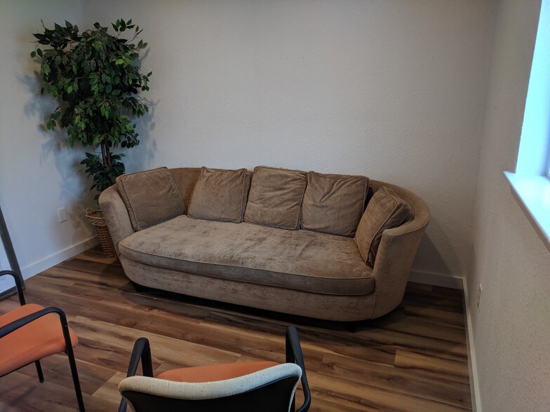 More Photos Of 1801 W Koenig Ln, Austin Freestanding For Lease