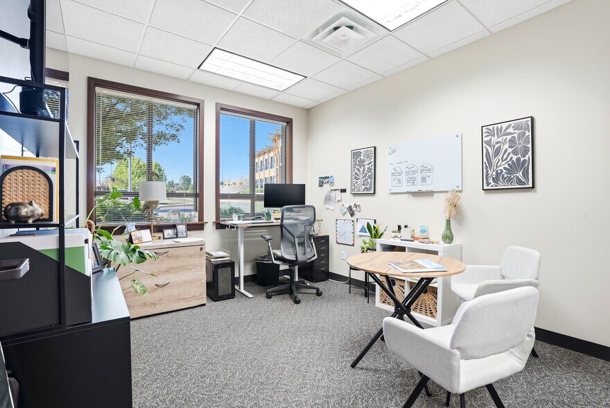 More Photos Of 925 Triple Crown Ave, Yakima Office For Sale
