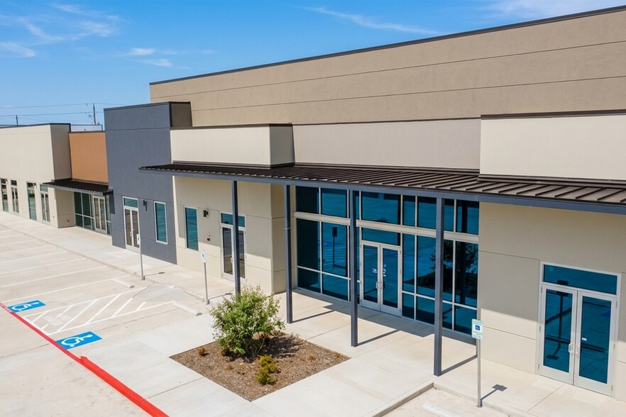 More Photos Of 1320 W League City Pky, League City Storefront For Lease