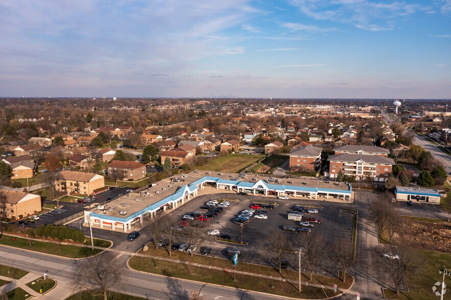 More Photos Of 1111-1149 Fairview Ave, Westmont General Retail For Sale