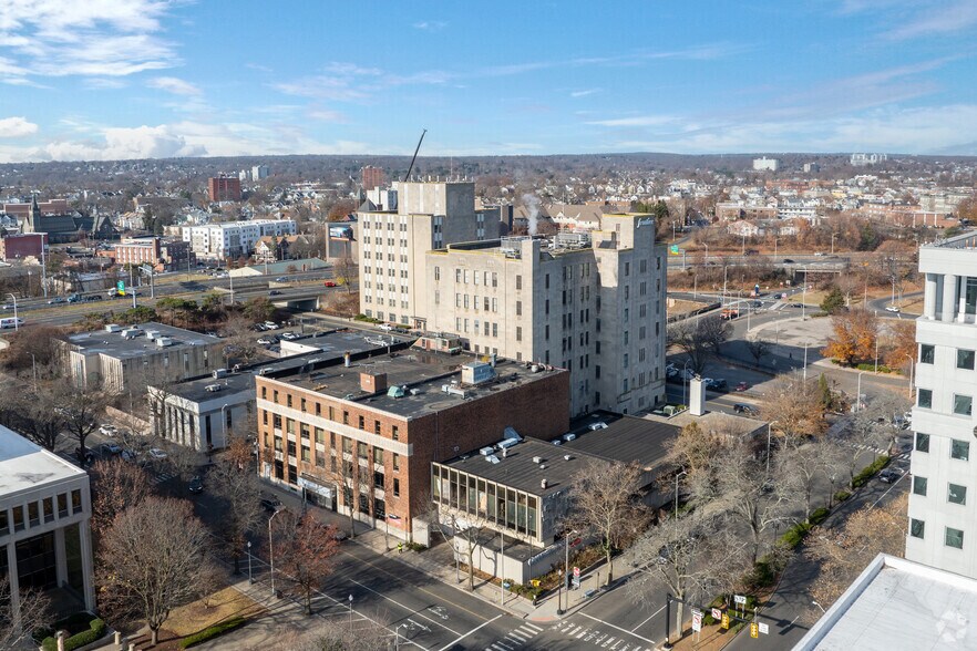 More Photos Of 410 State St, Bridgeport Office For Sale