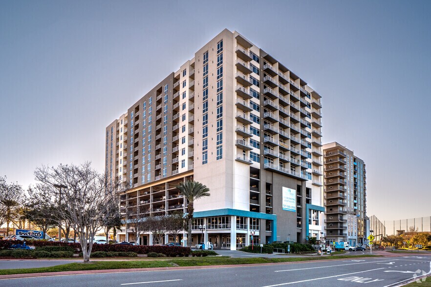 Primary Photo Of 100 Main St N, Saint Petersburg Apartments For Sale