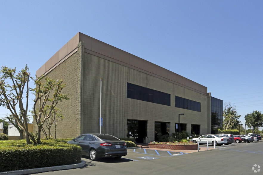More Photos Of 2450 Tapo St, Simi Valley Medical For Sale