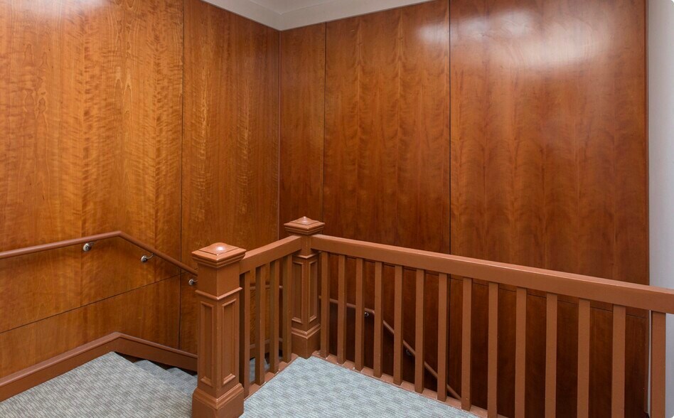 More Photos Of 652-660 Kearny St, San Francisco Office For Lease
